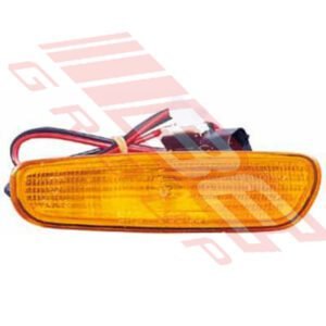 1998 Volvo S40/V40 Lefthand Amber Side Lamp - Enhance Your Vehicle's Visibility
