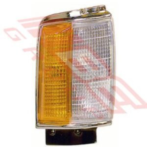 Toyota Hilux 2Wd/4Wd 1984-86 Corner Lamp - Righthand - Chrome Surround