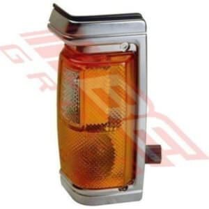 Nissan Navara D21 1990 - Corner Lamp - Righthand - Chrome Trim
